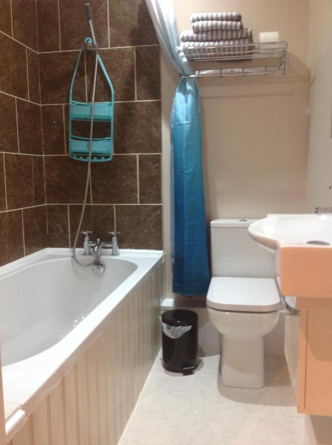 Large Cottage, 3 Beds All En-Suite, Small Village Location Overlooking Mousehole Penzance Exterior foto